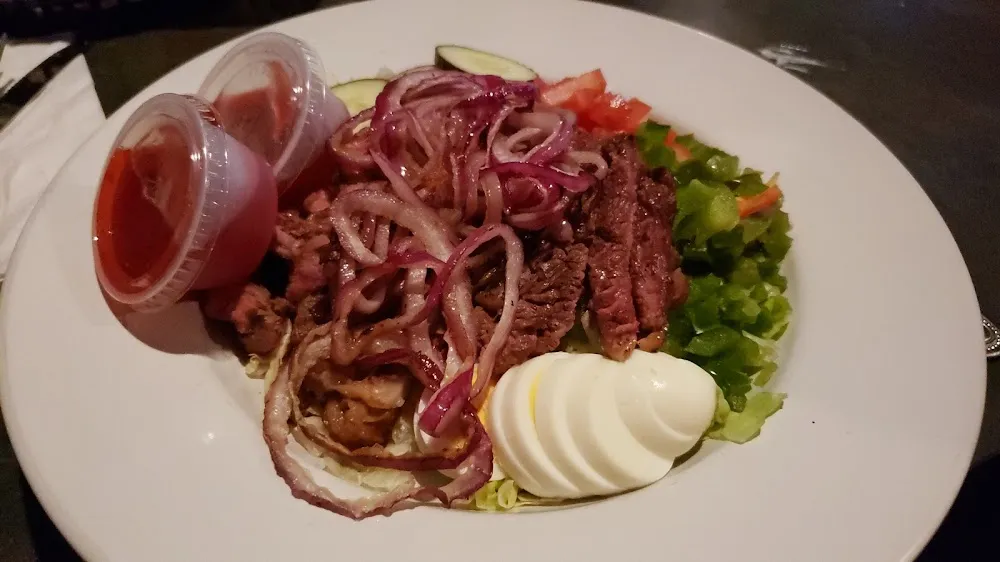Rib Eye Steak Salad